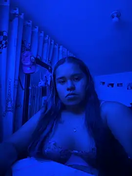 TuGatitaMiau075 online show from June 3, 2026, 4:48 am