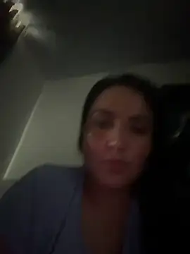Snapshot of rousee69_ chatting on June 7, 2026, 6:44 pm rousee69 online show from June 7, 2026, 6:44 pm
