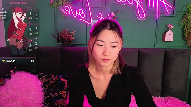Snapshot of Runi_Asian chatting on July 20, 2026, 1:31 am Runi Asian online show from July 20, 2026, 1:31 am