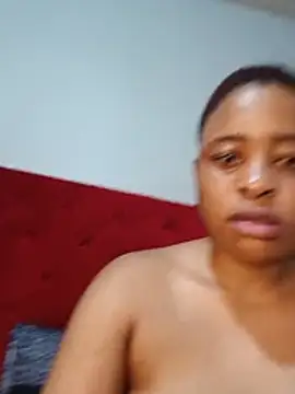 Queenleahx online show from June 22, 2026, 6:49 pm