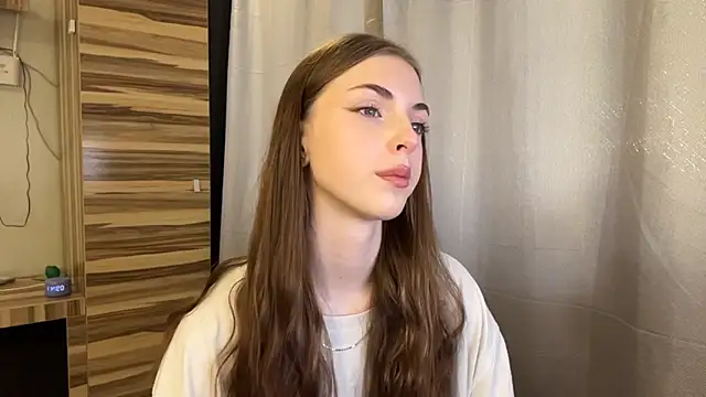 BonitaBright online show from June 28, 2026, 6:41 am