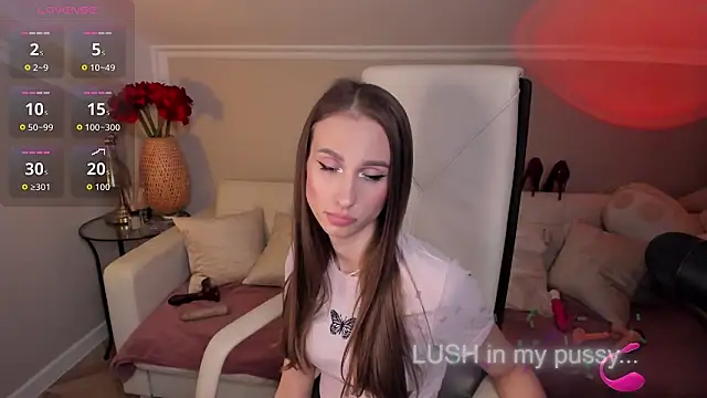 Snapshot of sophie_rocks chatting on June 13, 2026, 10:35 am sophie rocks online show from June 13, 2026, 10:35 am