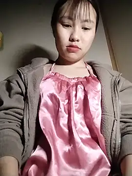 Snapshot of Cherry-squirtt chatting on June 9, 2026, 4:24 am Cherry-squirtt online show from June 9, 2026, 4:24 am