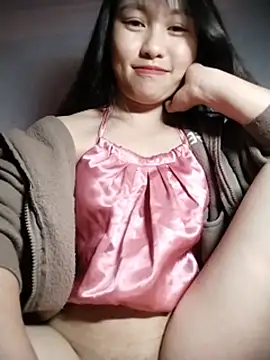Snapshot of Cherry-squirtt chatting on June 10, 2026, 5:34 pm Cherry-squirtt online show from June 10, 2026, 5:34 pm