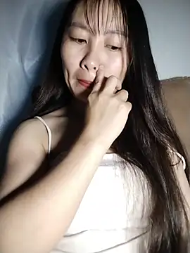 Snapshot of Cherry-squirtt chatting on June 12, 2026, 7:29 am Cherry-squirtt online show from June 12, 2026, 7:29 am