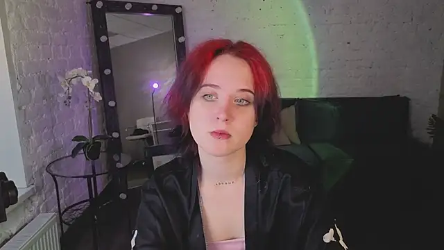 Snapshot of ScarlettSparkss chatting on June 3, 2026, 5:21 am ScarlettSparkss online show from June 3, 2026, 5:21 am