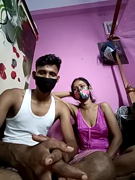 bongnight-couple online show from May 15, 2026, 5:20 pm