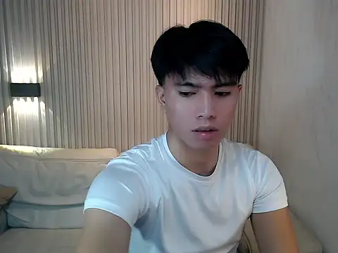 Snapshot of horny_jamesxx chatting on July 8, 2026, 1:04 pm horny jamesxx online show from July 8, 2026, 1:04 pm