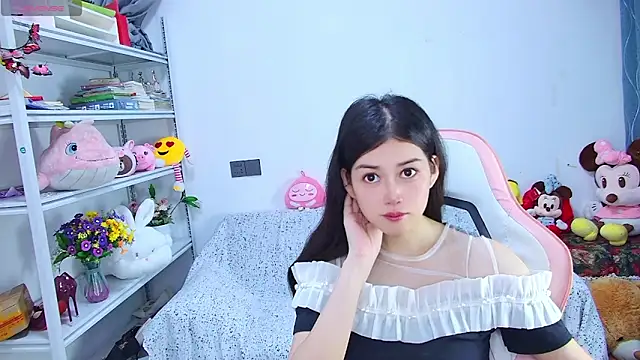 QinQin-888 online show from June 17, 2026, 10:50 am