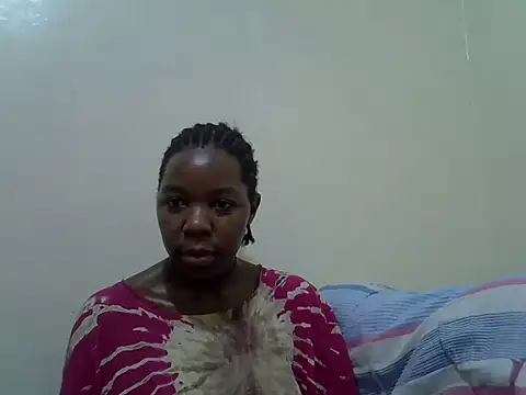 Snapshot of cudlecanvas chatting on June 20, 2026, 4:10 pm cudlecanvas online show from June 20, 2026, 4:10 pm