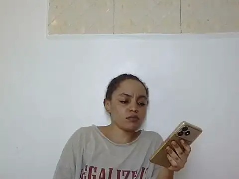 silk couple1 online show from June 25, 2026, 3:28 am