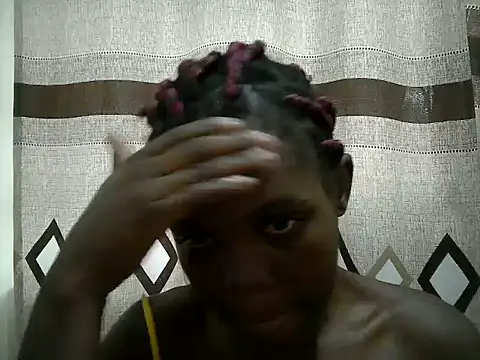 Snapshot of sweet_pie5 chatting on June 25, 2026, 4:23 am sweet pie5 online show from June 25, 2026, 4:23 am