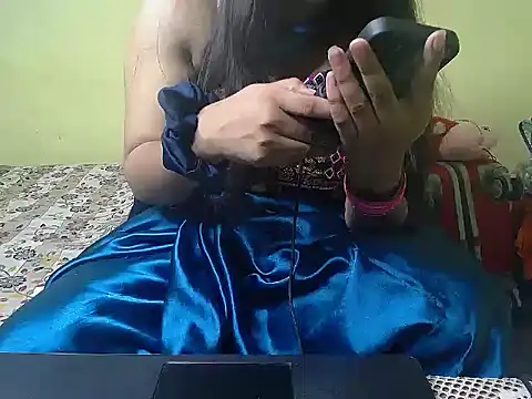 modelqueen5 online show from June 15, 2026, 7:32 am