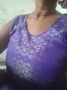 Snapshot of Muna_Raj chatting on June 13, 2026, 11:41 am Muna Raj online show from June 13, 2026, 11:41 am