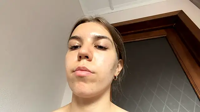 Snapshot of LaurindaStalford chatting on July 19, 2026, 3:05 pm LaurindaStalford online show from July 19, 2026, 3:05 pm