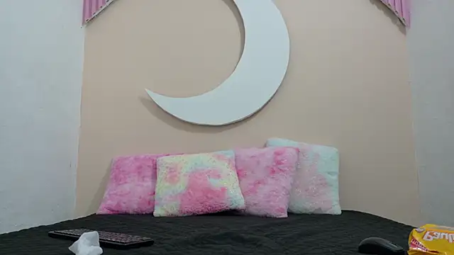 SamanthaLaurent online show from May 31, 2026, 7:26 pm