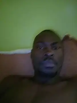 Snapshot of bdick2ke chatting on May 24, 2026, 2:22 pm bdick2ke online show from May 24, 2026, 2:22 pm