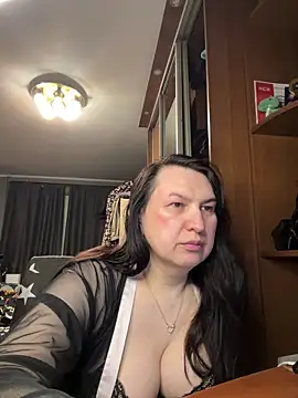 EvaBeautyXxX online show from June 1, 2026, 11:17 pm