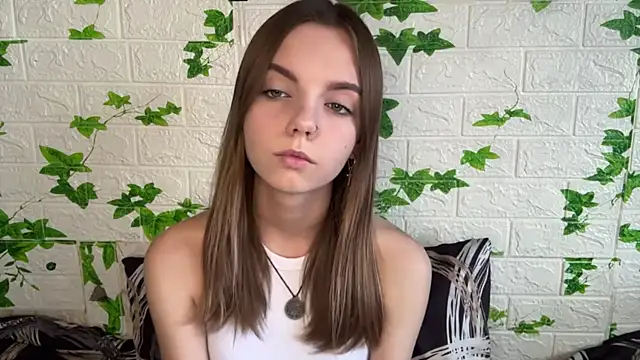 Snapshot of LisaPorse chatting on June 26, 2026, 2:10 pm LisaPorse online show from June 26, 2026, 2:10 pm