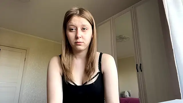 HeyItsAgata online show from May 19, 2026, 10:43 am