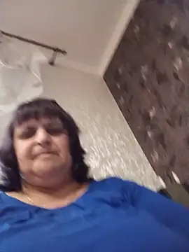 LisichkaOksana online show from June 1, 2026, 5:36 pm