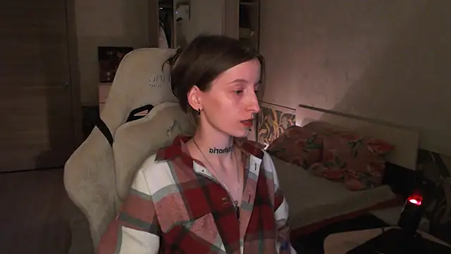 cath alien online show from May 27, 2026, 7:33 pm