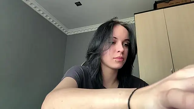 illiebilish online show from June 12, 2026, 7:51 am