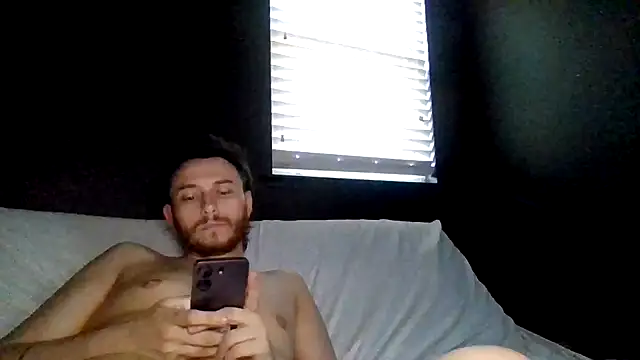 Tallhungcloudyyy online show from June 11, 2026, 12:32 am