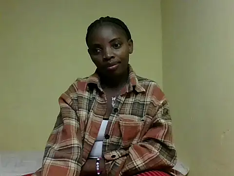 Alianamilly0 online show from July 21, 2026, 3:53 am