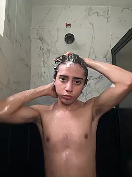Alesexito online show from July 27, 2026, 9:22 pm