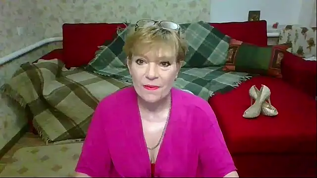 Snapshot of SamantaxFocs chatting on June 3, 2026, 3:42 am SamantaxFocs online show from June 3, 2026, 3:42 am