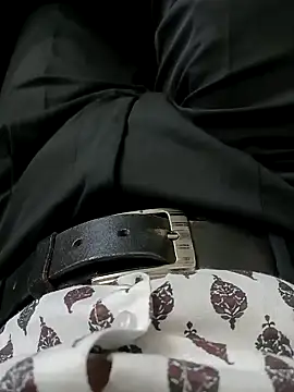 Playboygujrati online show from December 28, 2024, 11:41 am