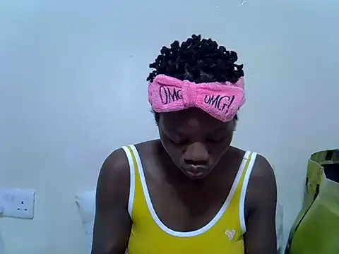 Twerliee online show from June 5, 2026, 7:19 pm
