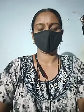 Snapshot of madhushree143 chatting on June 16, 2026, 5:04 pm madhushree143 online show from June 16, 2026, 5:04 pm
