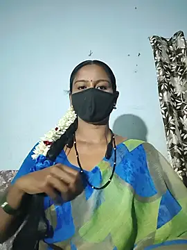 Snapshot of madhushree143 chatting on July 8, 2026, 4:50 am madhushree143 online show from July 8, 2026, 4:50 am