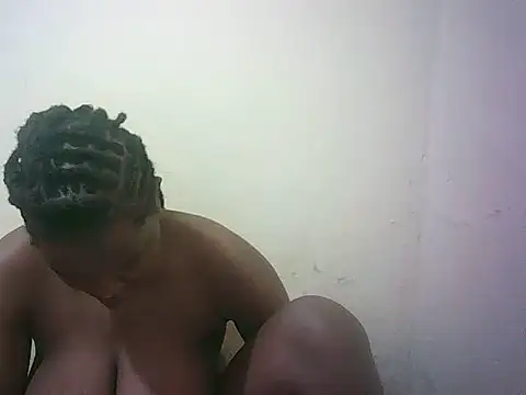 Irresistibleprincess02 online show from June 8, 2026, 10:15 am