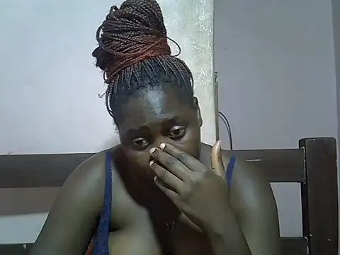 Snapshot of Horny-quen chatting on June 5, 2026, 6:42 am Horny-quen online show from June 5, 2026, 6:42 am