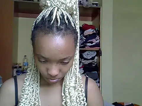 Snapshot of pretty_jazminee1 chatting on May 19, 2026, 7:15 am pretty jazminee1 online show from May 19, 2026, 7:15 am