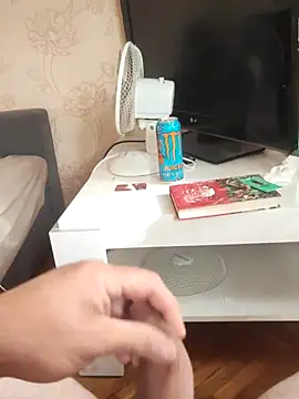 Mateusz2817cm online show from July 24, 2026, 7:17 am