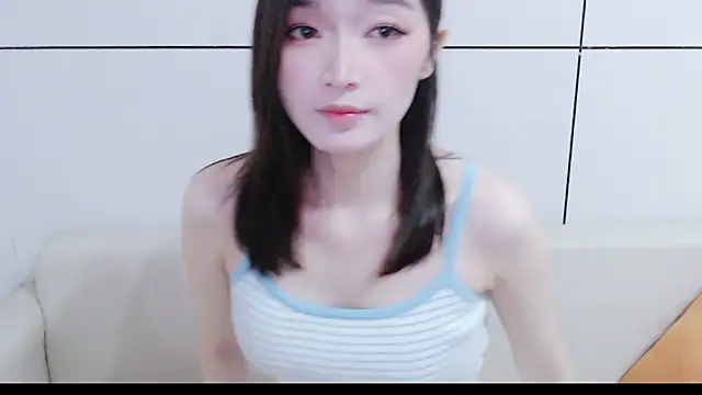 Snapshot of sexutor-010 chatting on June 12, 2026, 3:55 pm sexutor-010 online show from June 12, 2026, 3:55 pm