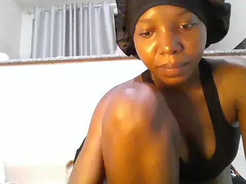 Snapshot of daddy_queen2 chatting on May 28, 2026, 4:15 pm daddy queen2 online show from May 28, 2026, 4:15 pm