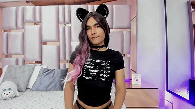 MiaBuny online show from July 8, 2026, 1:37 pm