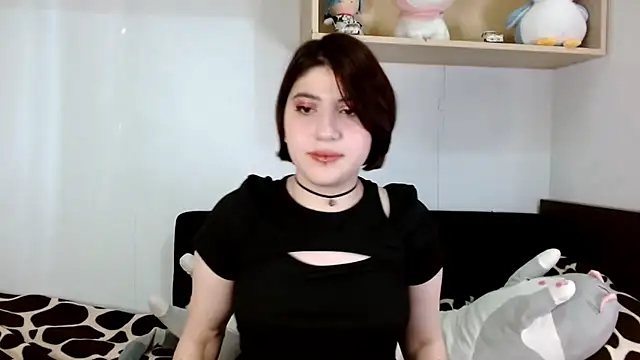 Snapshot of Oriana_secret chatting on June 17, 2026, 4:15 am Oriana secret online show from June 17, 2026, 4:15 am