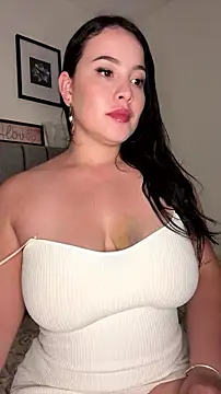 Snapshot of Olivia_valentti chatting on July 5, 2026, 4:30 am Olivia valentti online show from July 5, 2026, 4:30 am