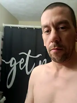 Snapshot of FrankGrimey chatting on May 18, 2026, 11:43 pm FrankGrimey online show from May 18, 2026, 11:43 pm