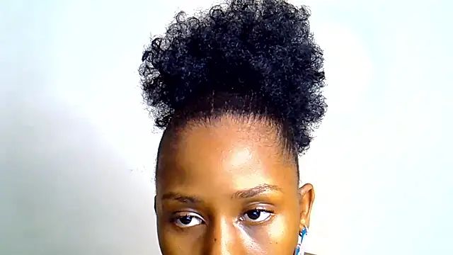 Snapshot of Sexy_bella6 chatting on June 22, 2026, 11:18 am Sexy bella6 online show from June 22, 2026, 11:18 am