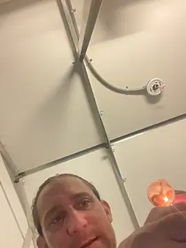 brazybooty92 online show from June 15, 2026, 6:04 am
