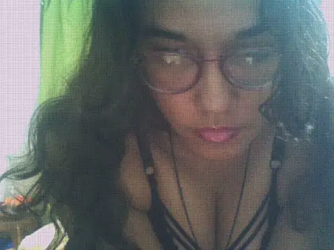 Gaby051001 online show from June 5, 2026, 3:35 am