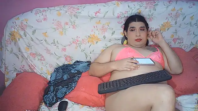 Snapshot of Keissy_doll chatting on July 18, 2026, 5:22 am Keissy doll online show from July 18, 2026, 5:22 am