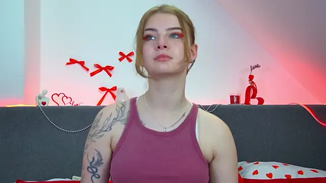 NicoleNorton online show from June 3, 2026, 6:16 am